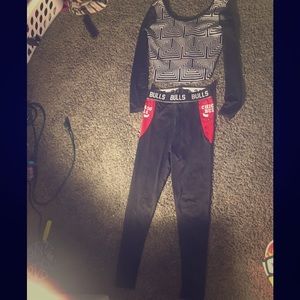 Chicago Bulls leggings and a crop top